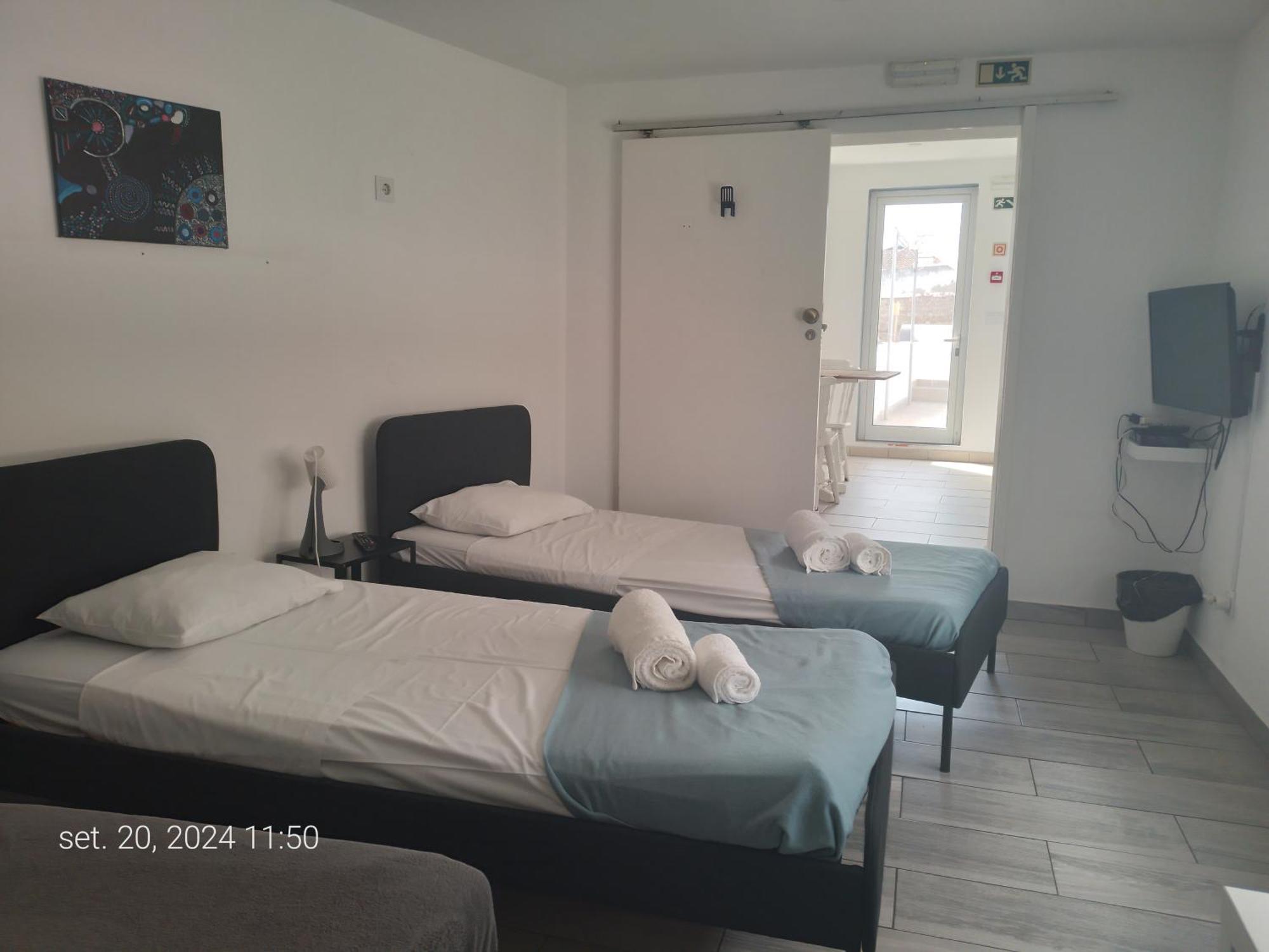 Blife Faro City Life Private Rooms 외부 사진